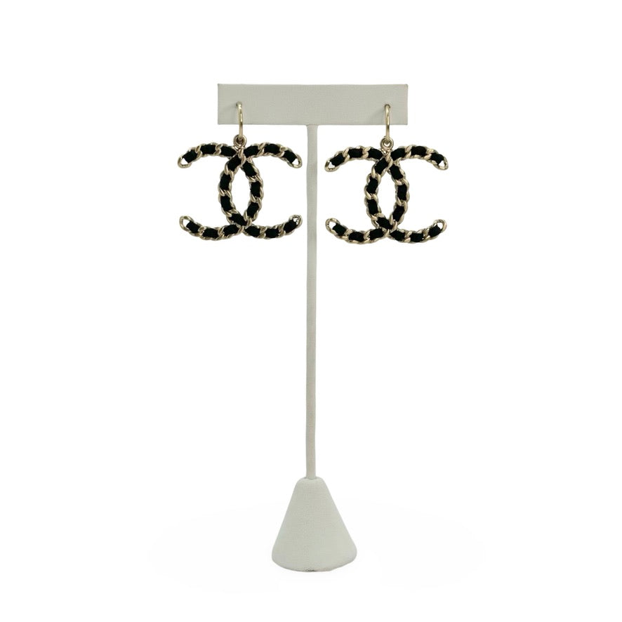 CHANEL: Woven CC Hoop Earrings