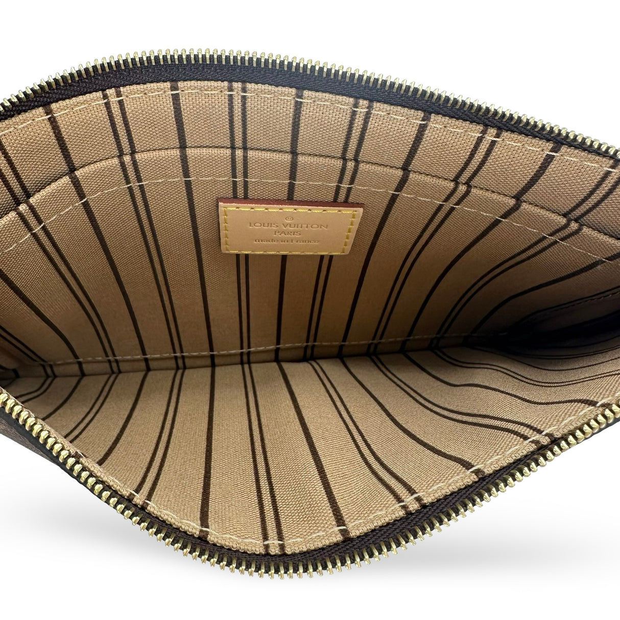 LOUIS VUITTON: Monogram Neverfull Pochette