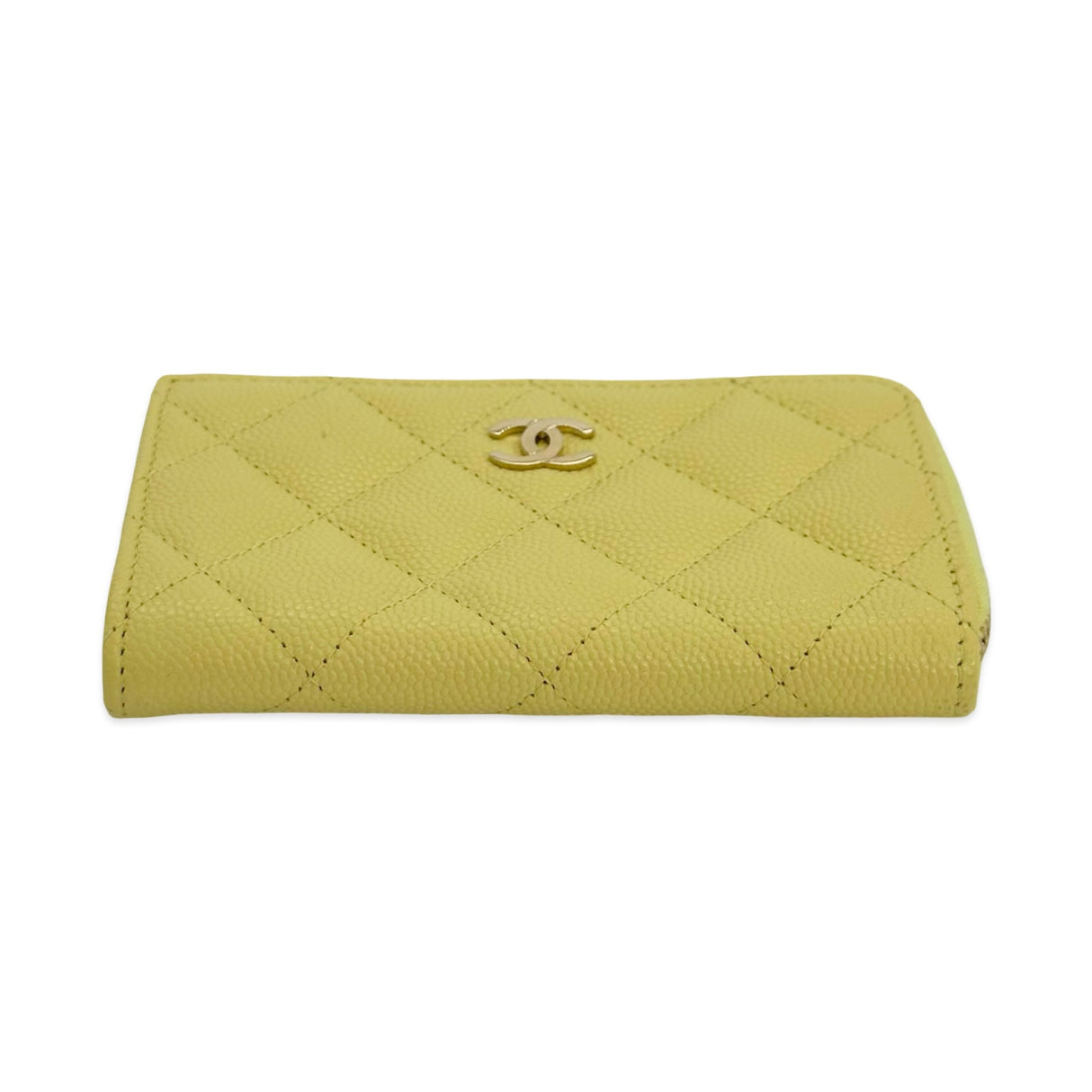 CHANEL: Quilted Caviar Classic Zipped Key Holder