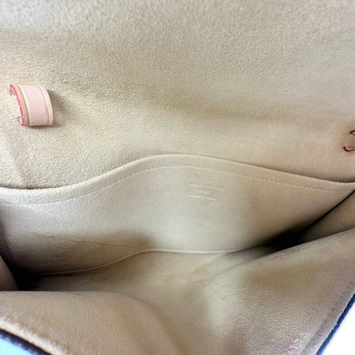 LOUIS VUITTON: Monogram Twin Pochette GM