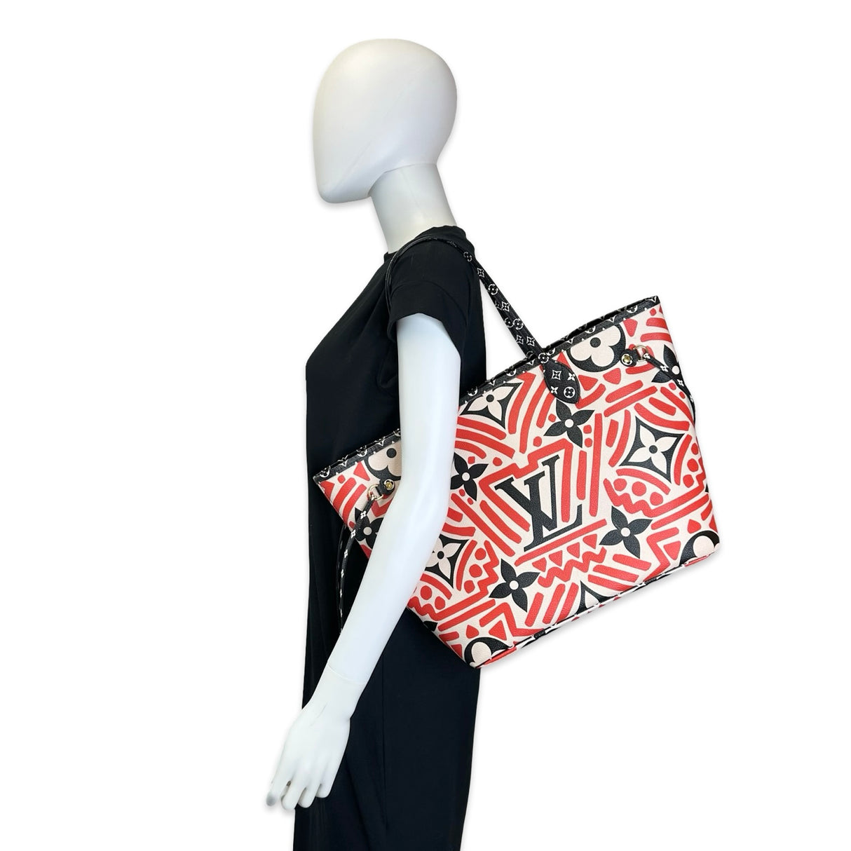 LOUIS VUITTON: Monogram Giant Crafty Neverfull MM