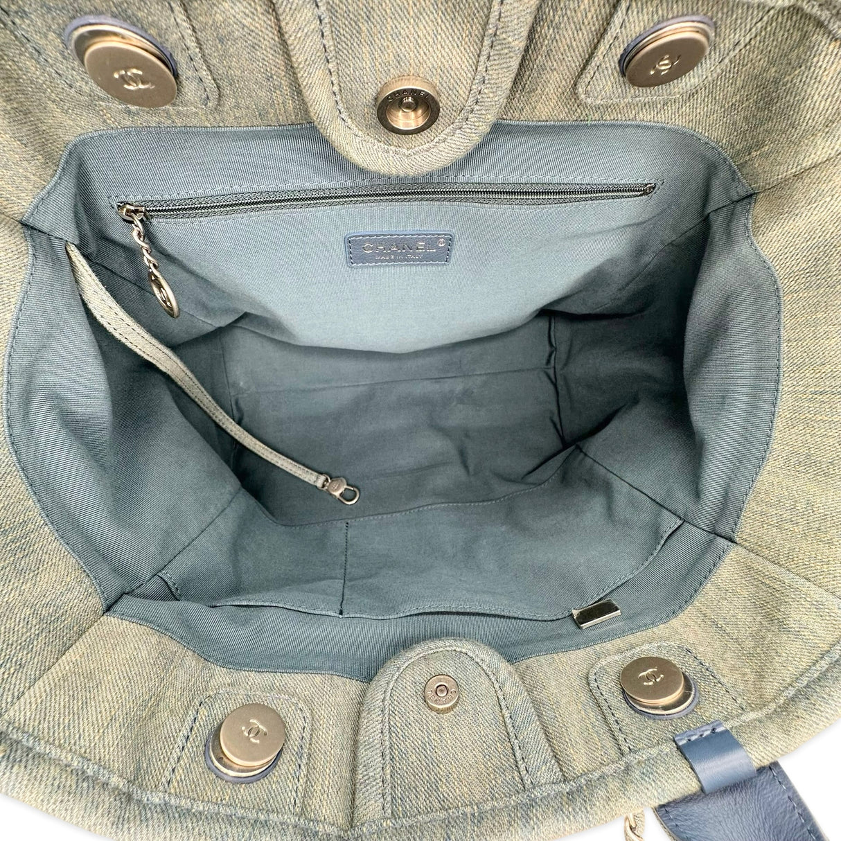 CHANEL: Denim Small Deauville Tote