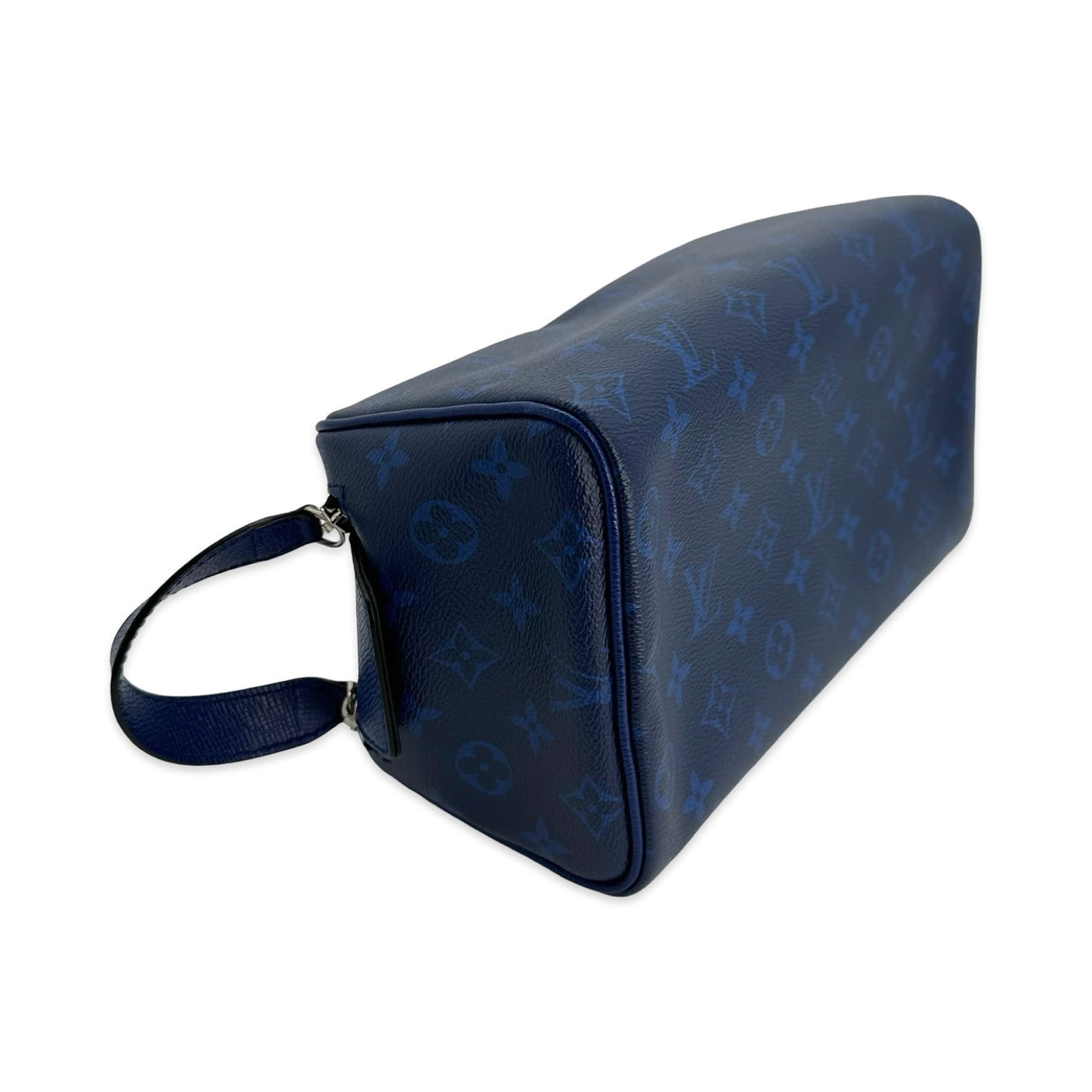 LOUIS VUITTON: Taigarama Dopp Kit