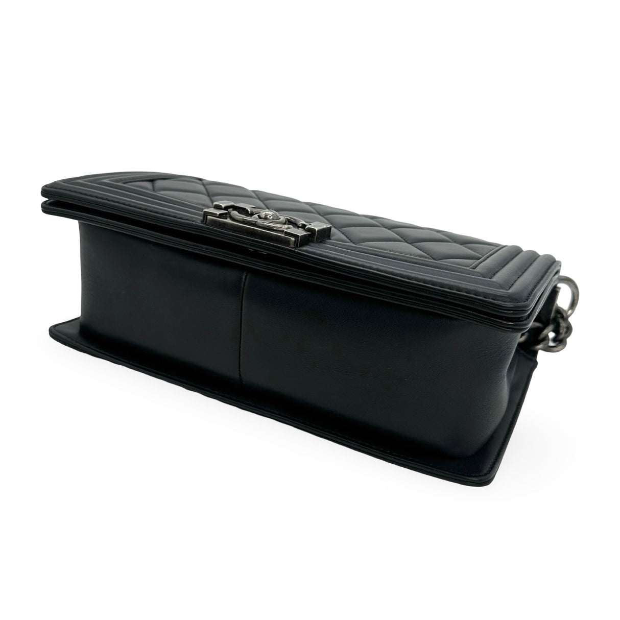 CHANEL: Quilted Lambskin Old Medium Boy Bag