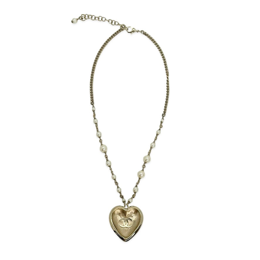 CHANEL: Crystal Pearl CC Heart Chain Necklace