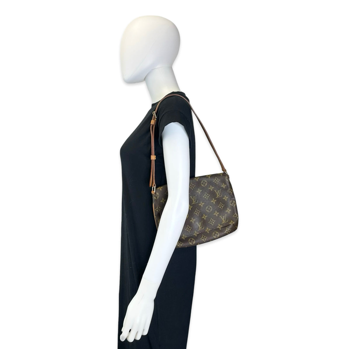 Monogram Musette Tango