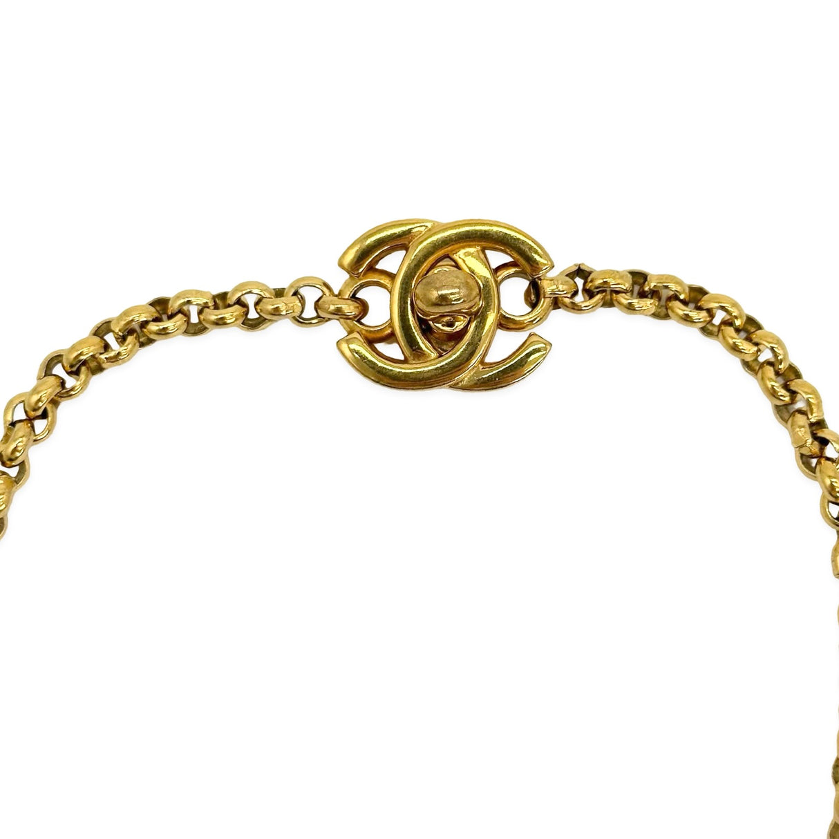 CC Twist Lock Woven Pendant Necklace