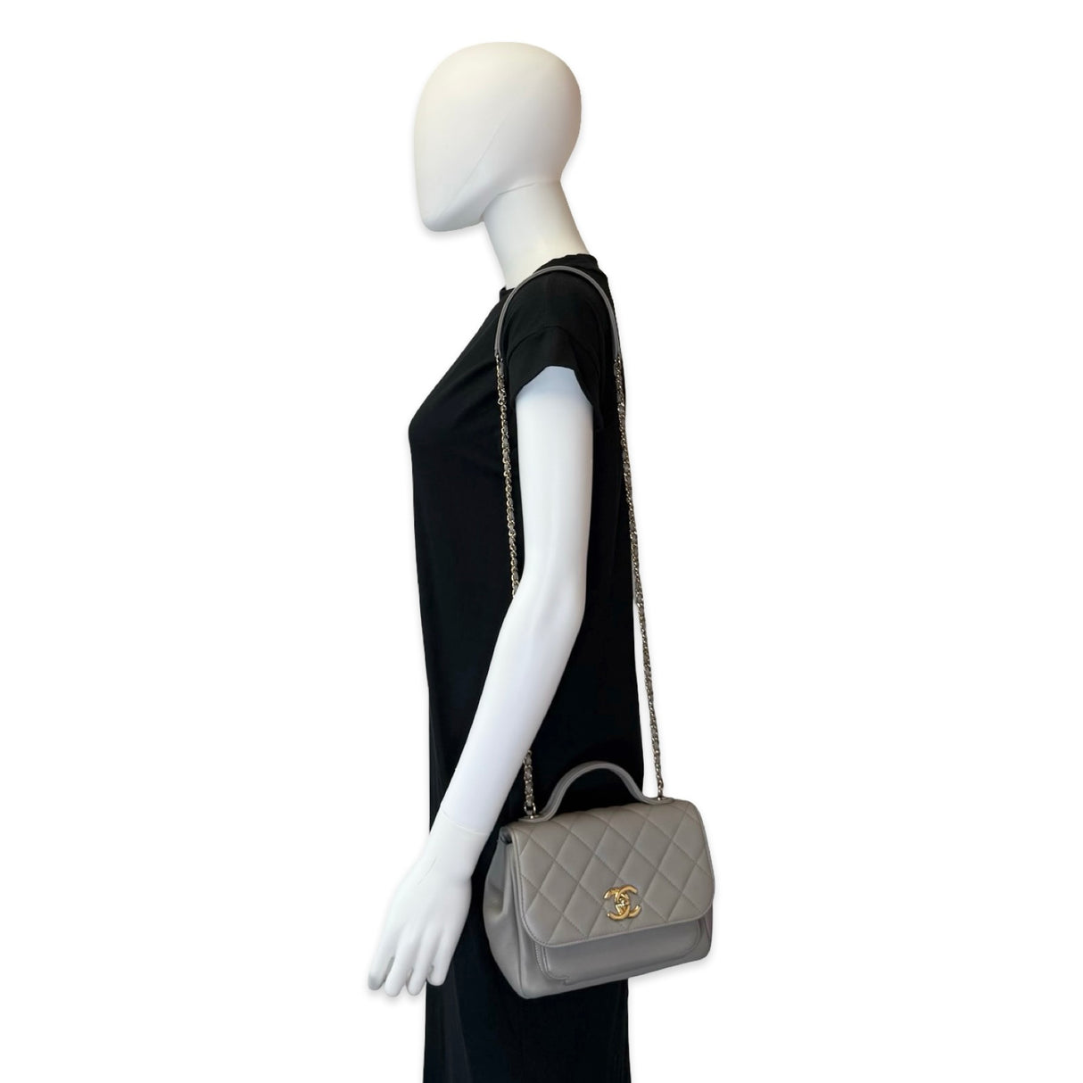 CHANEL: Quilted Caviar Small Business Affinity Flap Bag