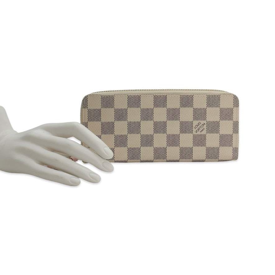 LOUIS VUITTON: Damier Azur Clemence Wallet