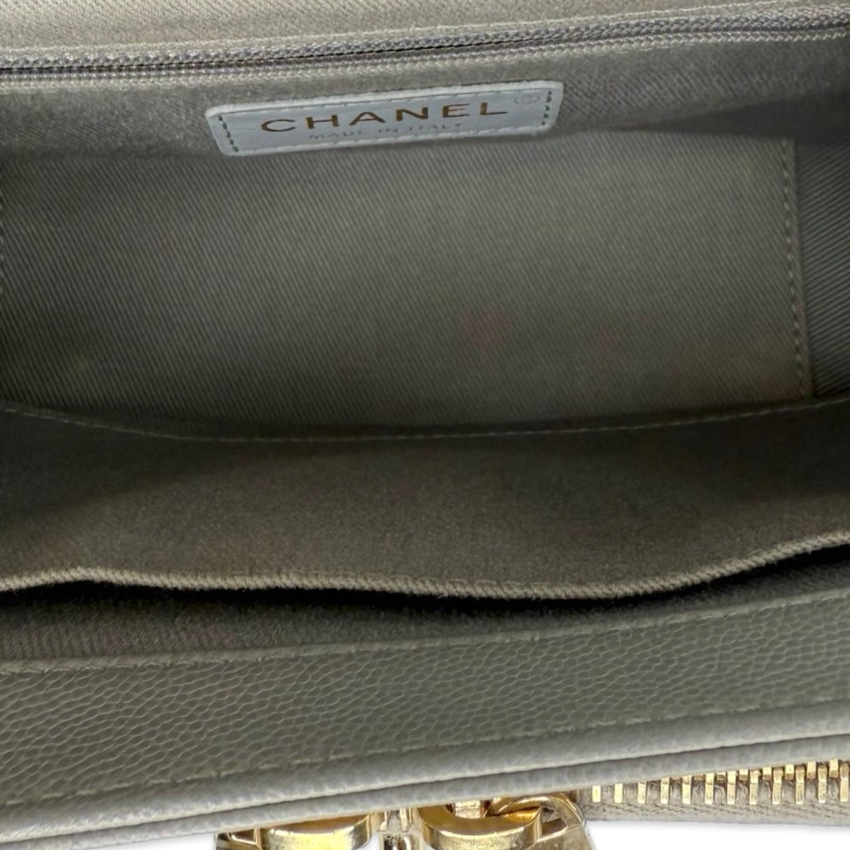 CHANEL: Quilted Caviar Small Business Affinity Flap Bag