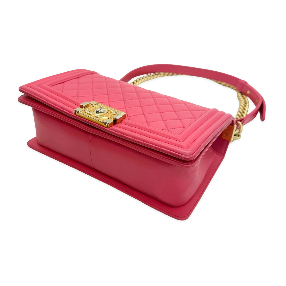 CHANEL: Quilted Lambskin Old Medium Boy Bag