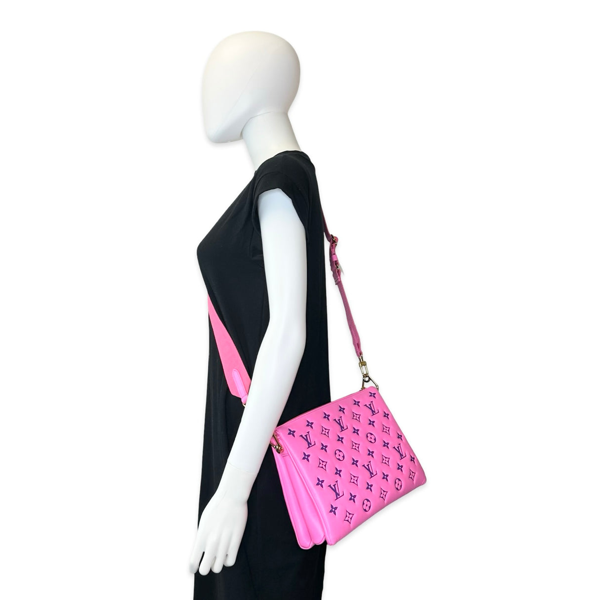 Monogram Embossed Coussin PM