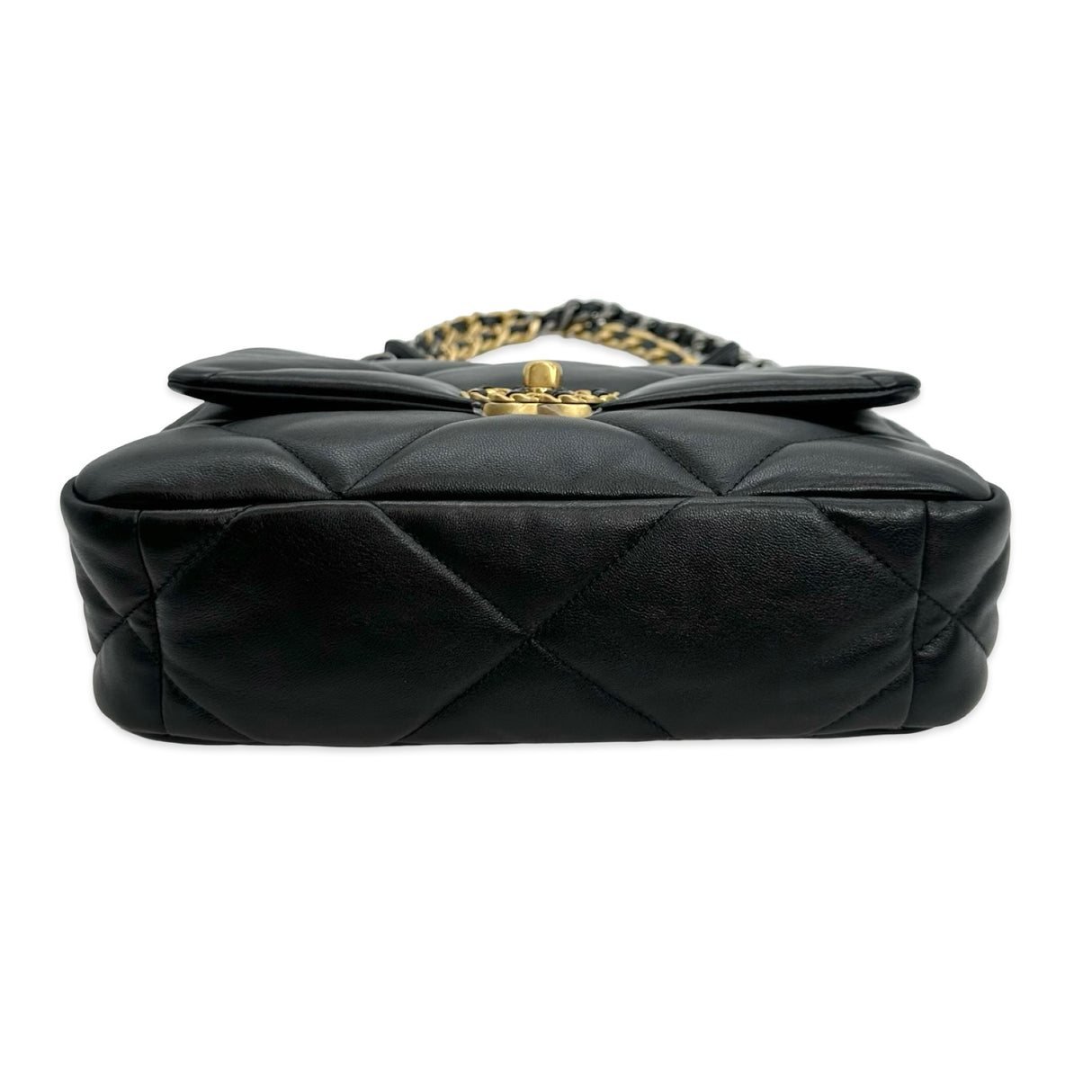 CHANEL: Quilted Lambskin Small 19