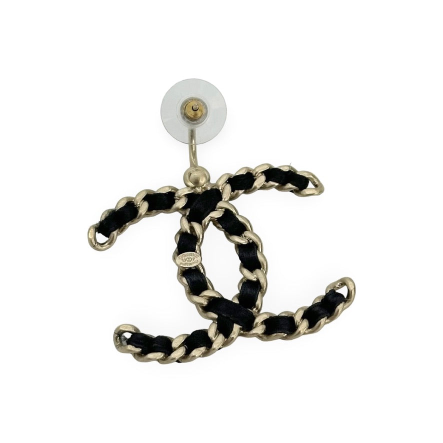 CHANEL: Woven CC Hoop Earrings
