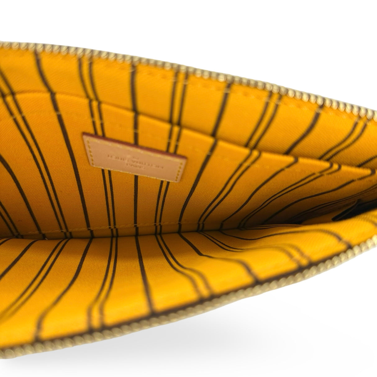 LOUIS VUITTON: Monogram Neverfull Pochette