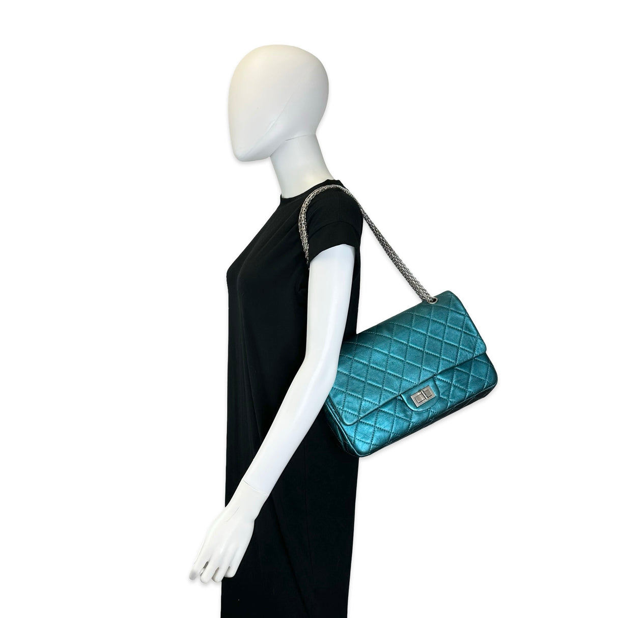 CHANEL: Quilted Calfskin Iridescent 2.55 Reissue Flap Bag