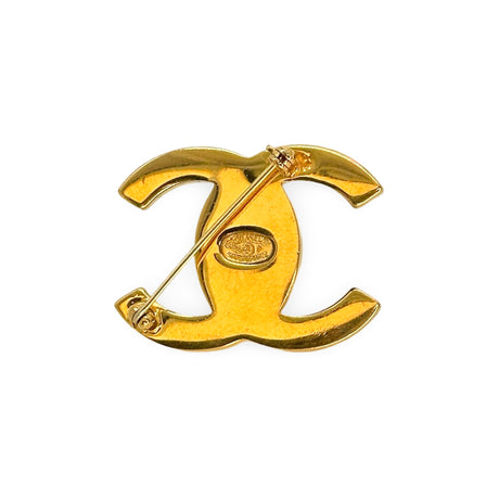 CHANEL: CC Turnlock Brooch