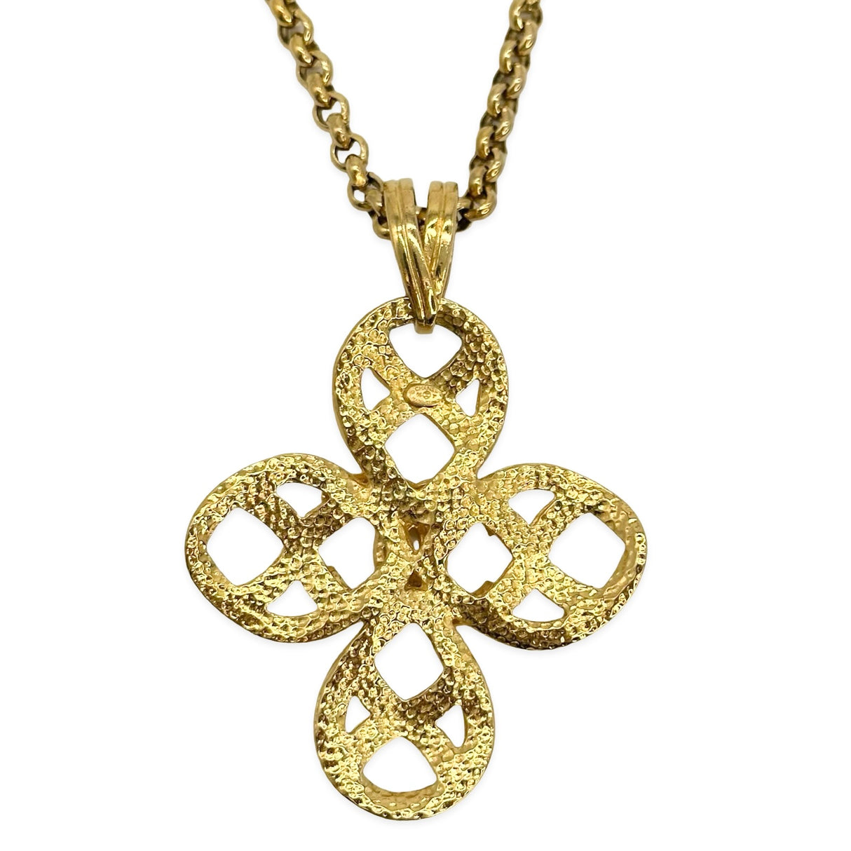 CC Twist Lock Woven Pendant Necklace