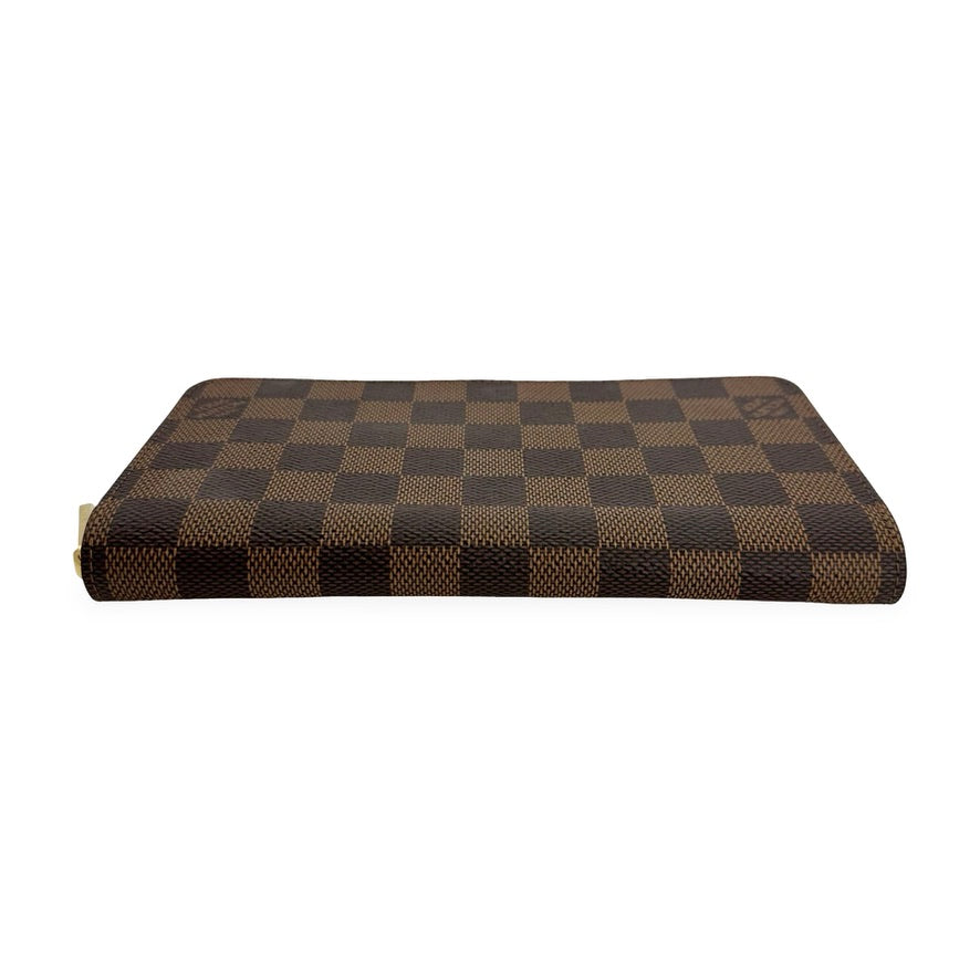 LOUIS VUITTON: Damier Ebene Zippy Wallet