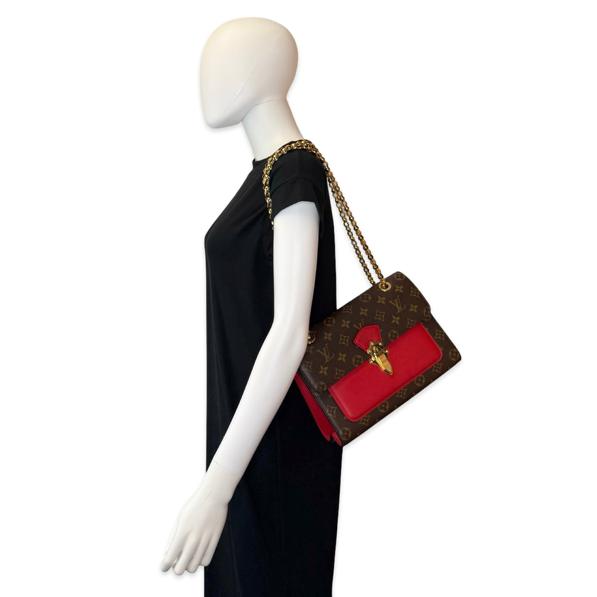 LOUIS VUITTON: Monogram Victoire PM