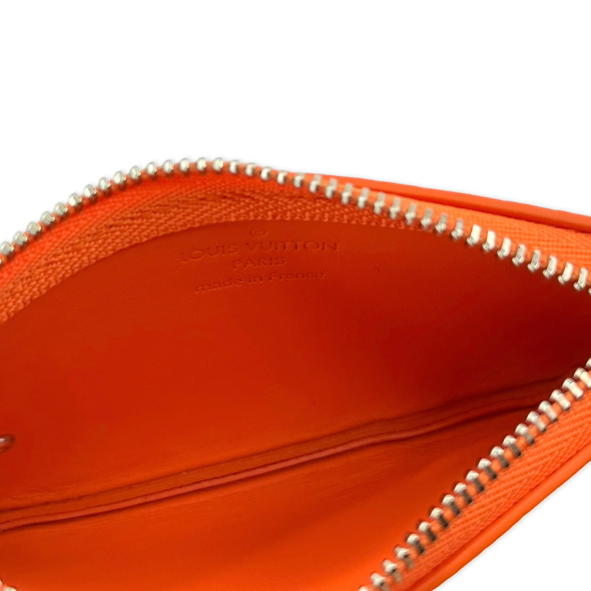 LOUIS VUITTON: Calfskin Aerogram Key Pouch