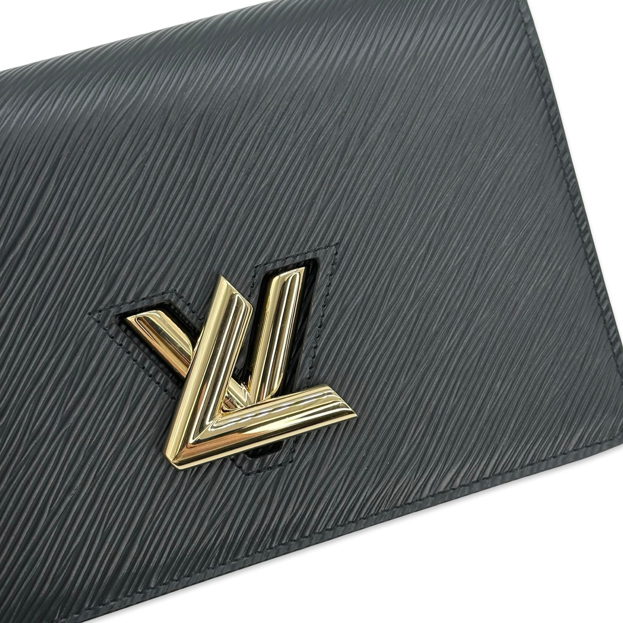 Epi Twist Chain Wallet