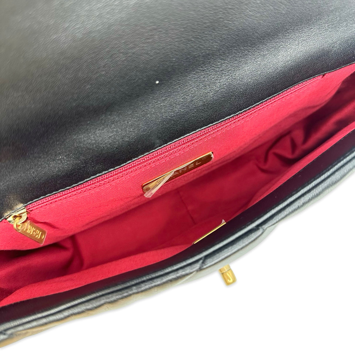 CHANEL: Quilted Lambskin Small 19