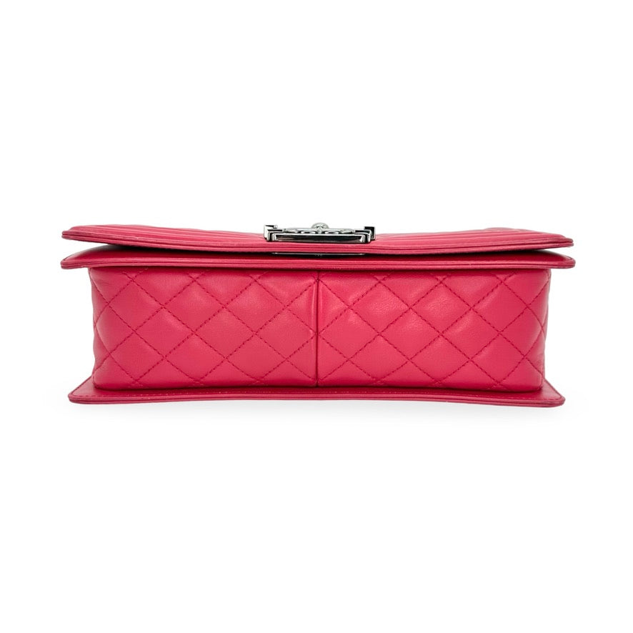 CHANEL: Quilted Mixed Chevron Old Medium Boy Bag