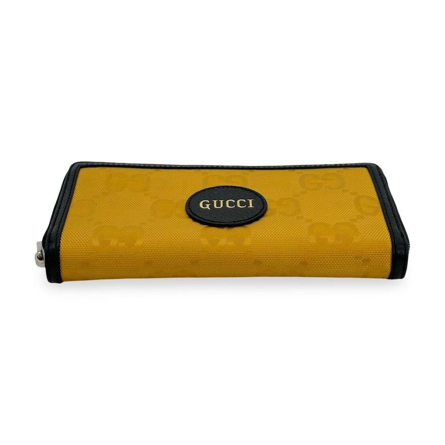 GUCCI: GG Nylon Off The Grid Zip Wallet