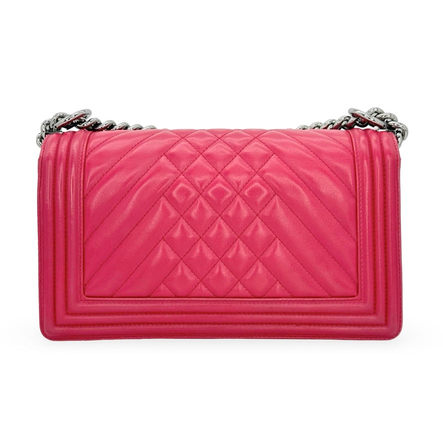 CHANEL: Quilted Mixed Chevron Old Medium Boy Bag