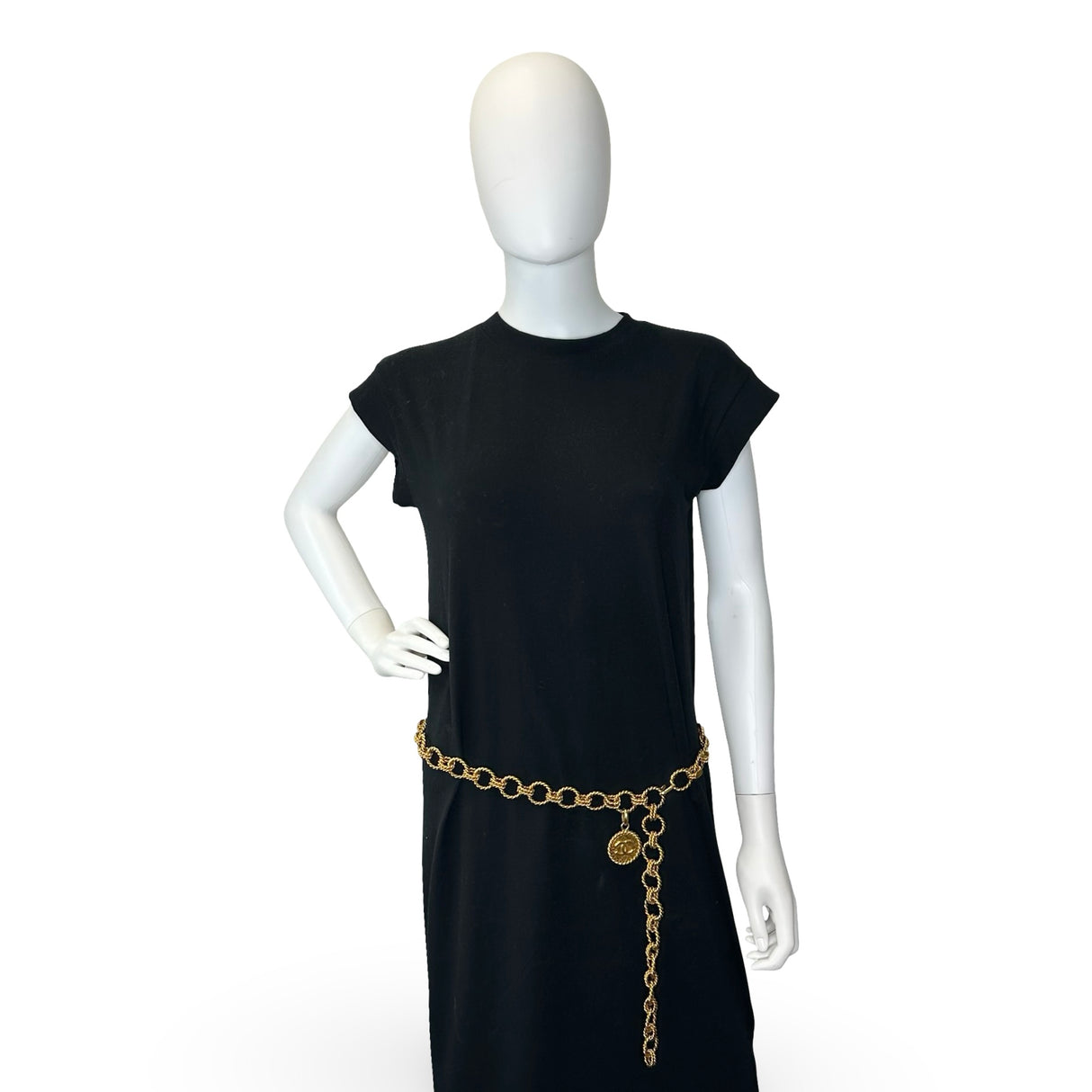 CHANEL: Twisted Chain CC Medallion Belt