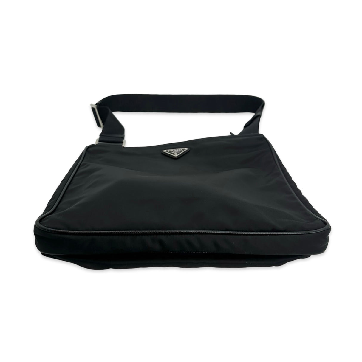 Nylon Slim Messenger