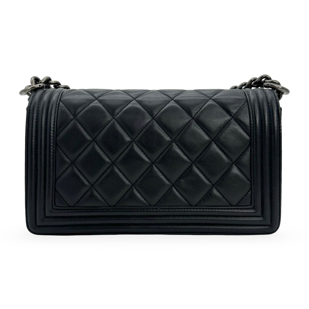 CHANEL: Quilted Lambskin Old Medium Boy Bag