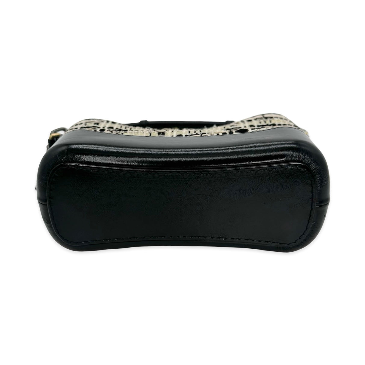 CHANEL: Tweed Small Gabrielle Hobo Bag