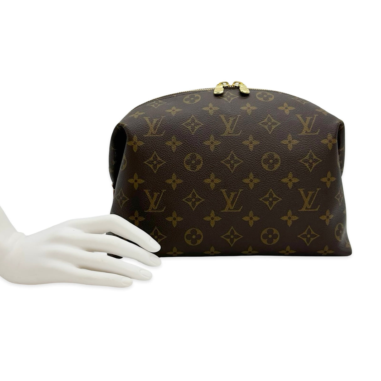 LOUIS VUITTON: Monogram Cosmetic Pouch GM