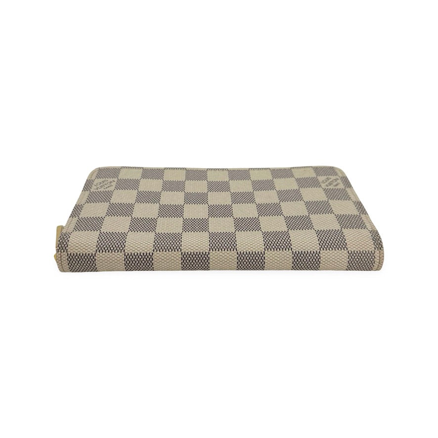 LOUIS VUITTON: Damier Azur Zippy Wallet