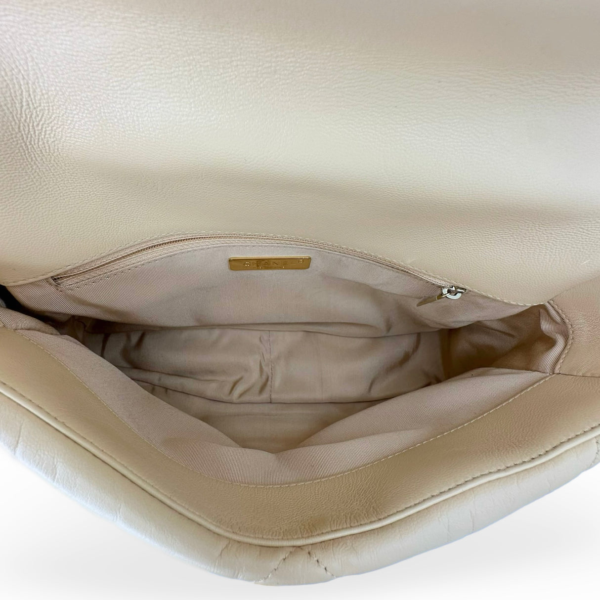 CHANEL: Quilted Lambskin Medium 19 Flap Bag