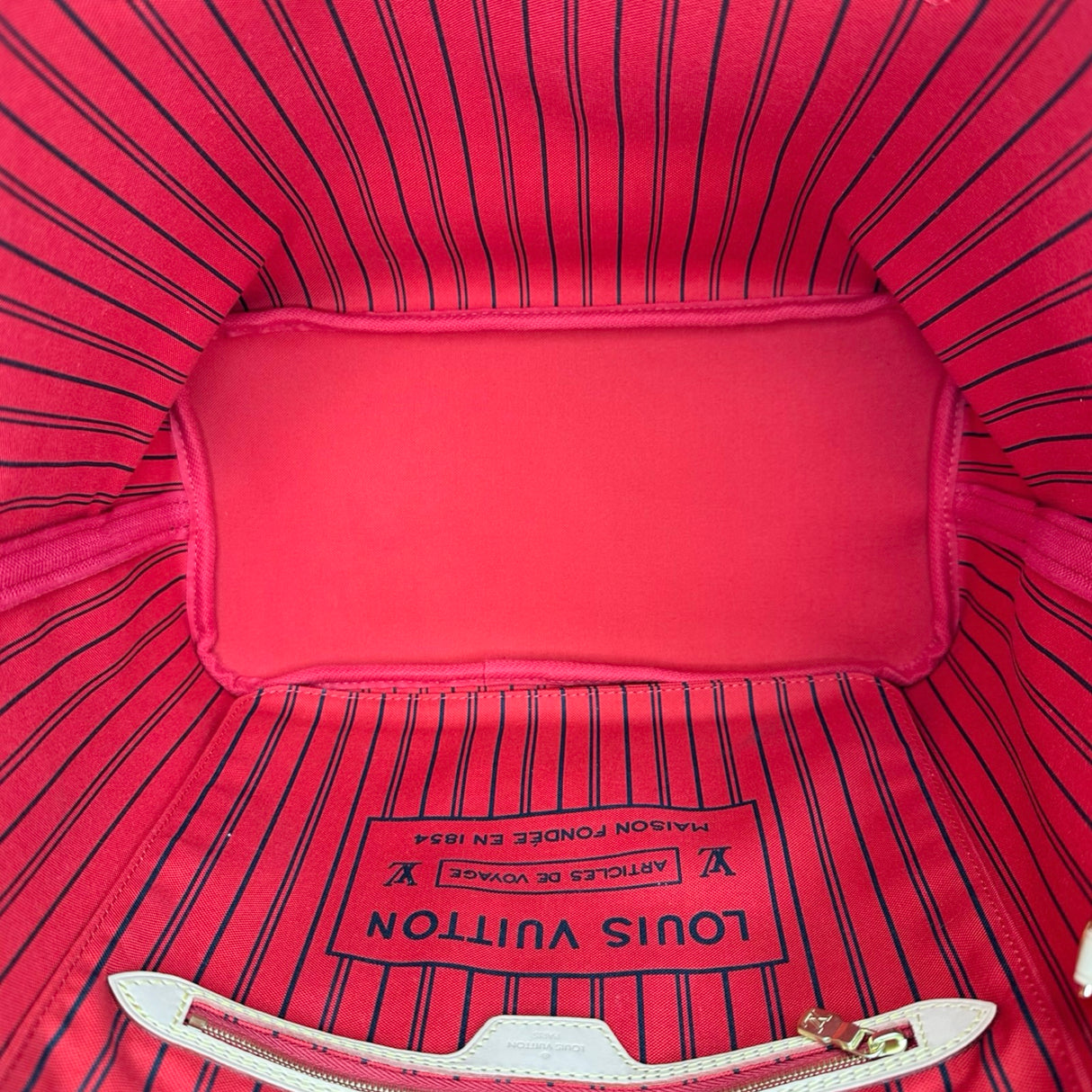 LOUIS VUITTON: Monogram Neverfull MM