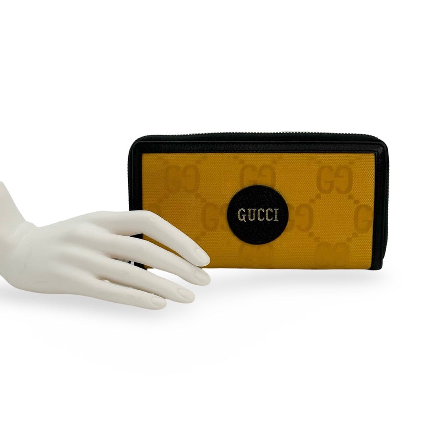 GUCCI: GG Nylon Off The Grid Zip Wallet