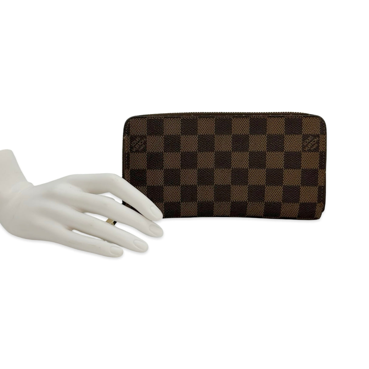 LOUIS VUITTON: Damier Ebene Zippy Wallet