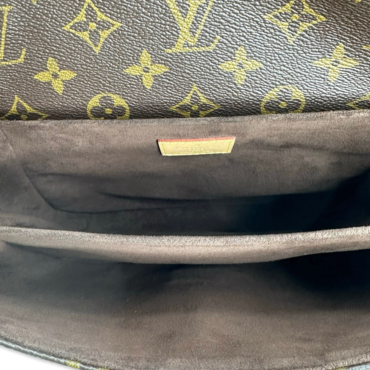 Monogram Pochette Metis