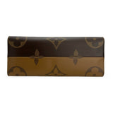 LOUIS VUITTON: Monogram OntheGo MM