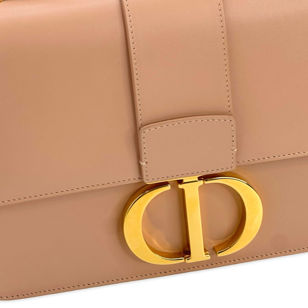 Calfskin 30 Montaigne Shoulder Bag