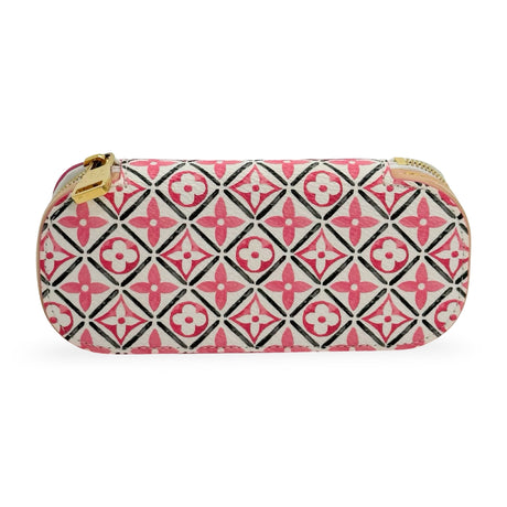 LOUIS VUITTON: Monogram By the Pool Glasses Case