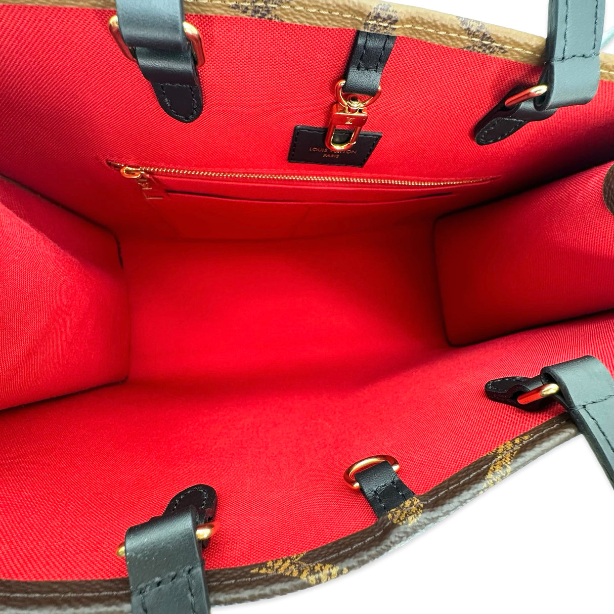 LOUIS VUITTON: Monogram Reverse OntheGo MM