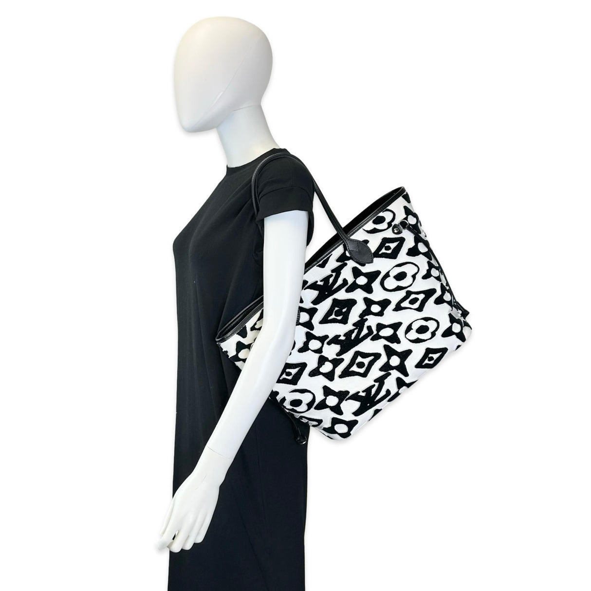 Monogram Tufted Neverfull MM