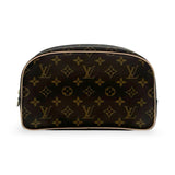 LOUIS VUITTON: Monogram Toiletry Bag 25