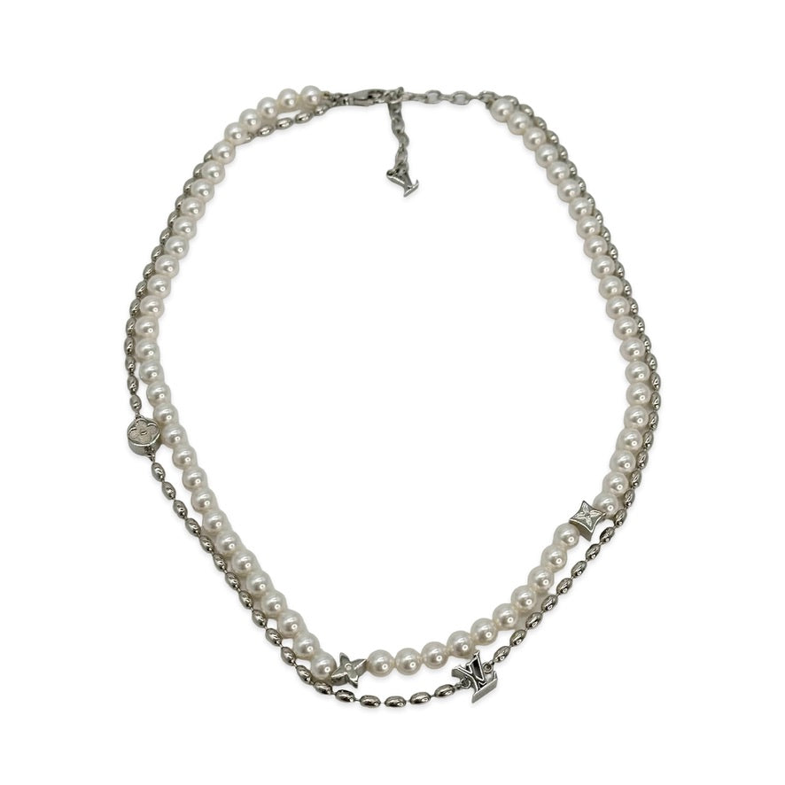 LOUIS VUITTON: Pearls Fusion Necklace