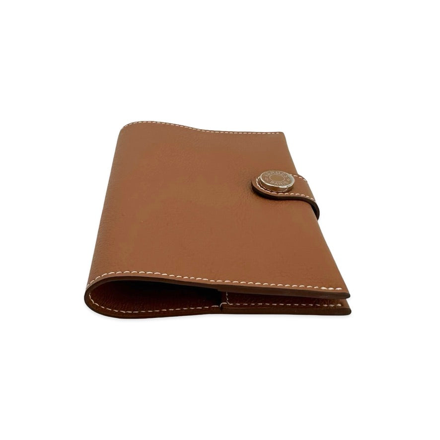 HERMES: Calfskin R.M.S. Passport Holder