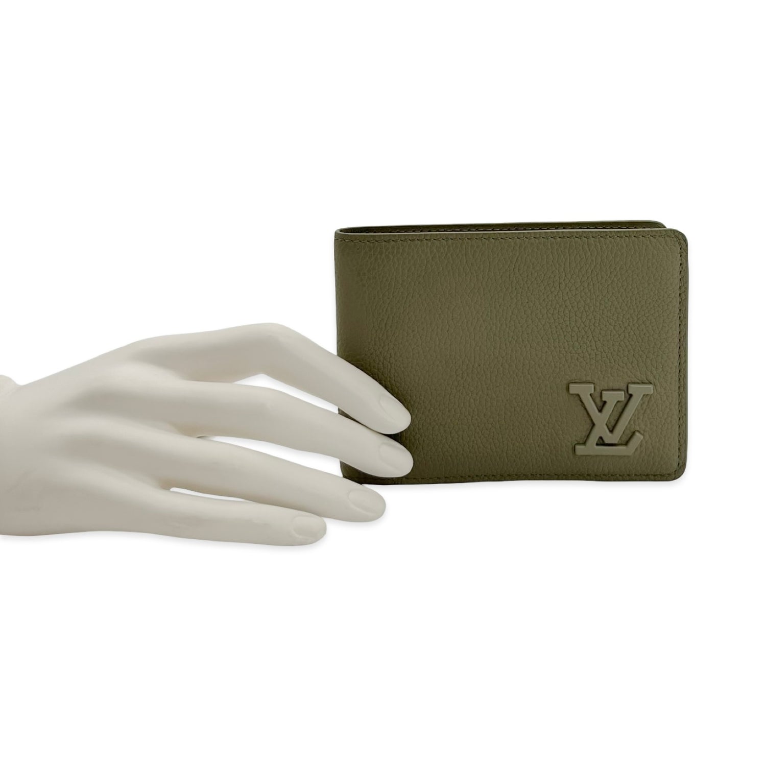 Louis Vuitton Taurillon Aerogram Bifold Wallet